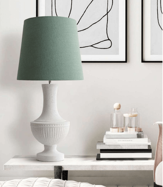 Neoclassical style lamp