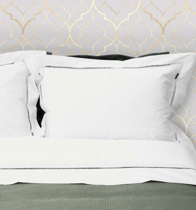 Ladder stitch bedsheet