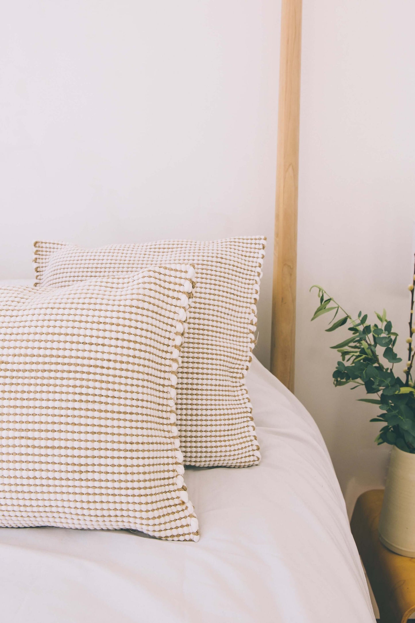 jute cushion