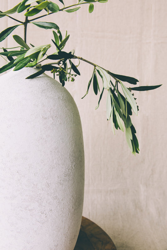 Elevate Your Easter Decor with Our Exclusive White Ceramic Vase: A Guide to Creating the Perfect Easter Tree