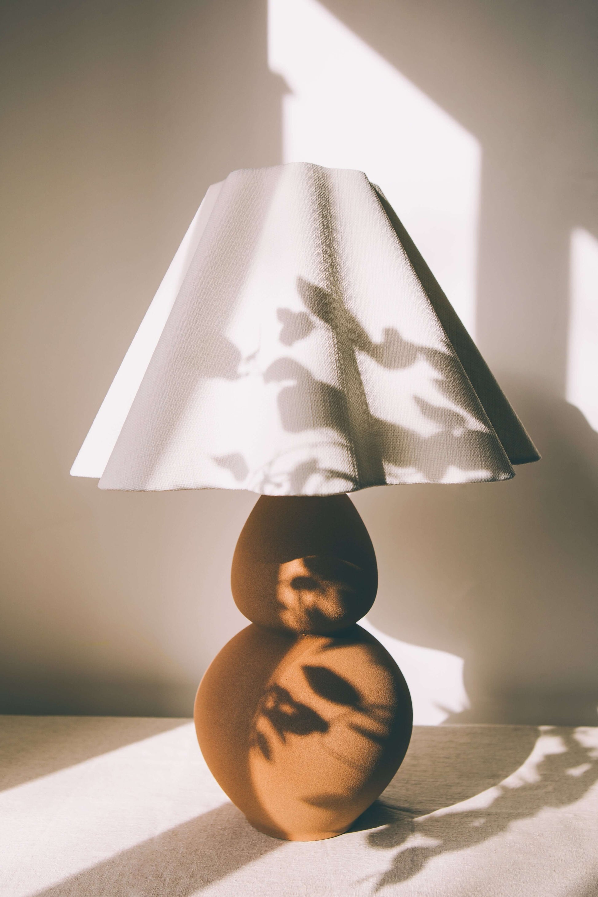 Terracotta table lamp