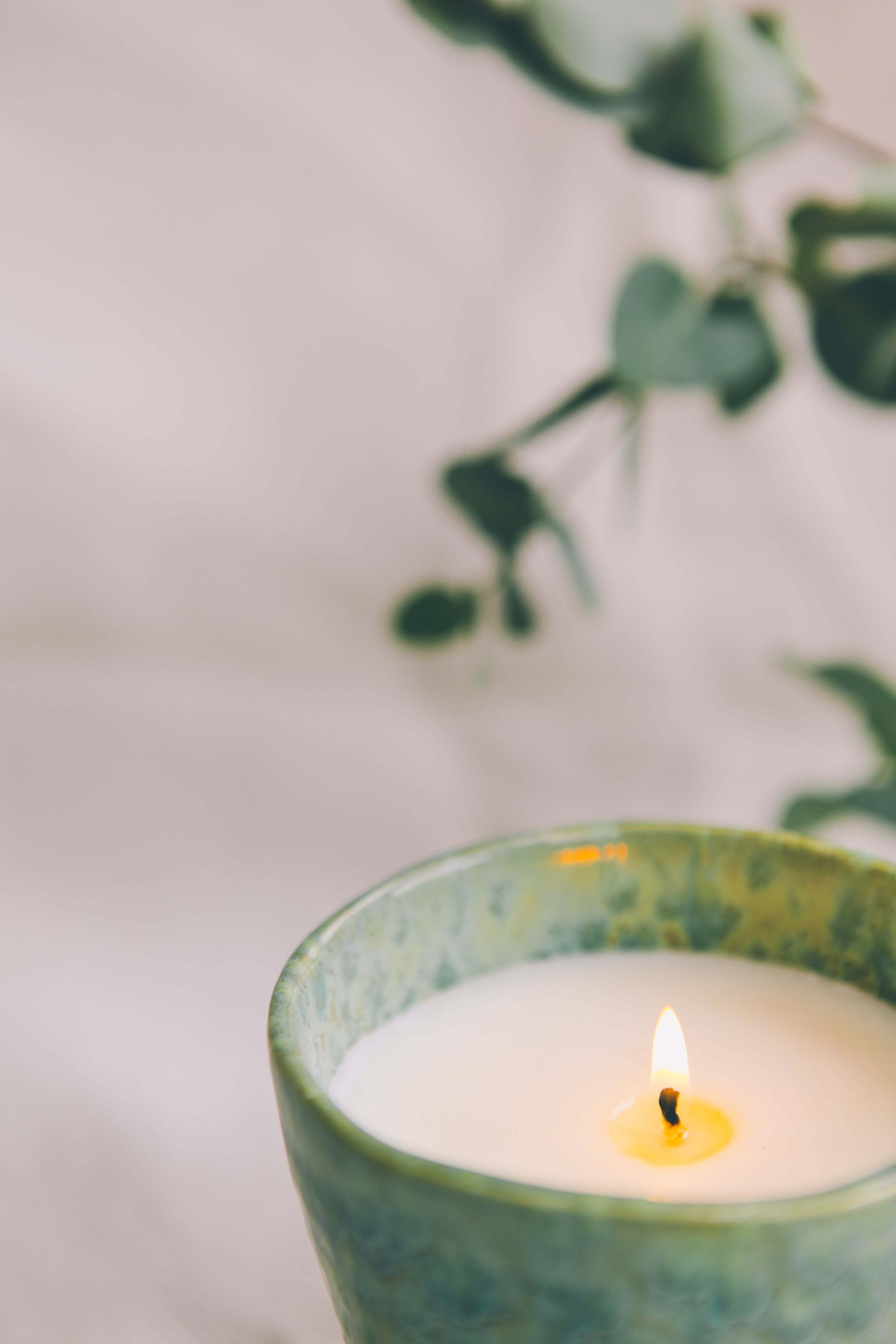 Candle with rapeseed and coconut wax