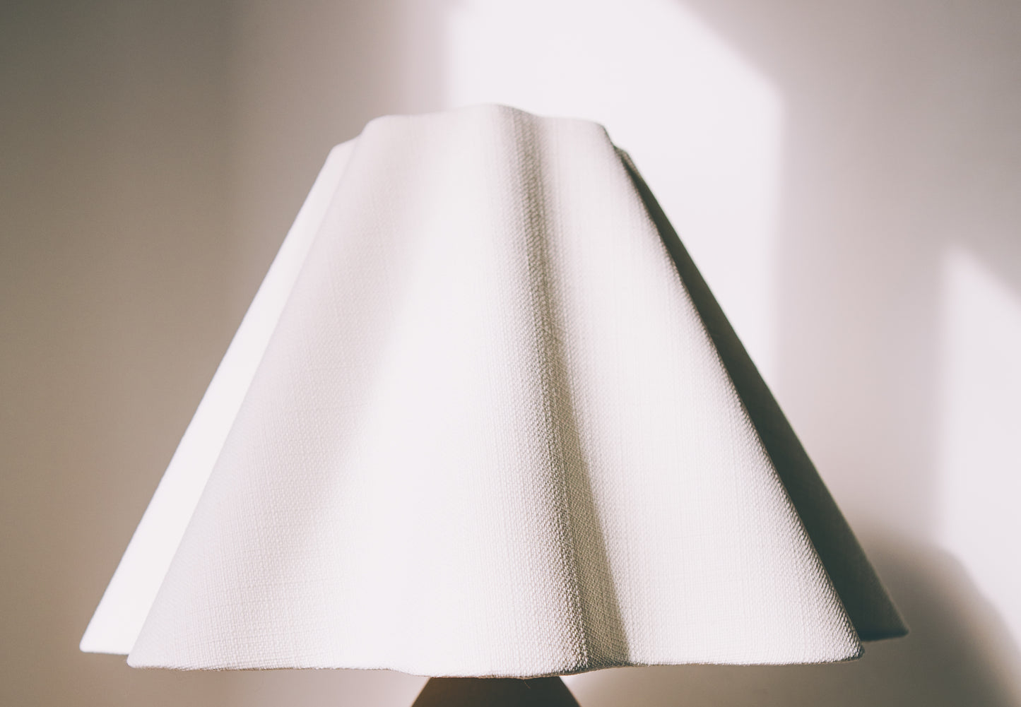 Wavy Lampshade- White Linen