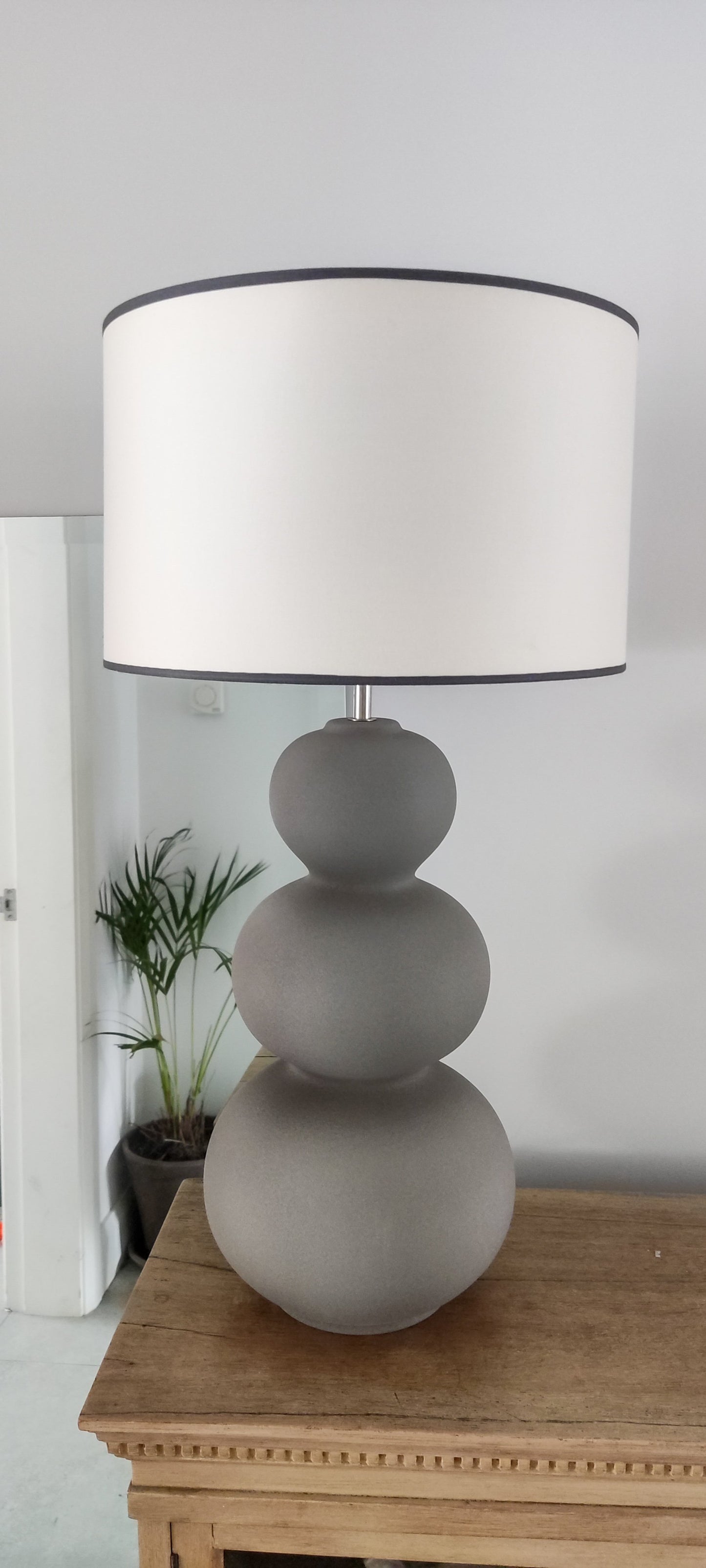 Grey Engobe Lamp
